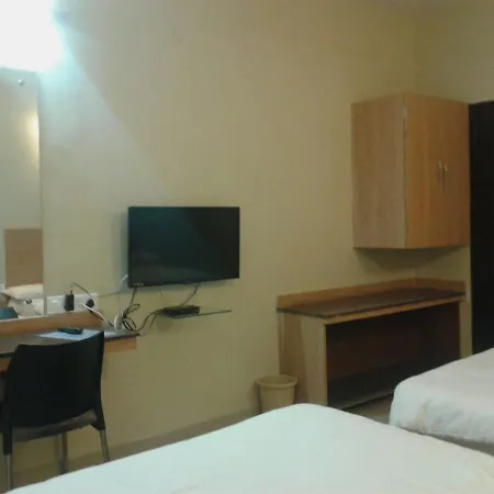 B&B B M Shree Residency