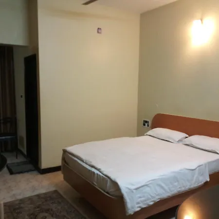 B M Shree Residency 2* Tiptūr